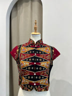 Bunga Maroon black