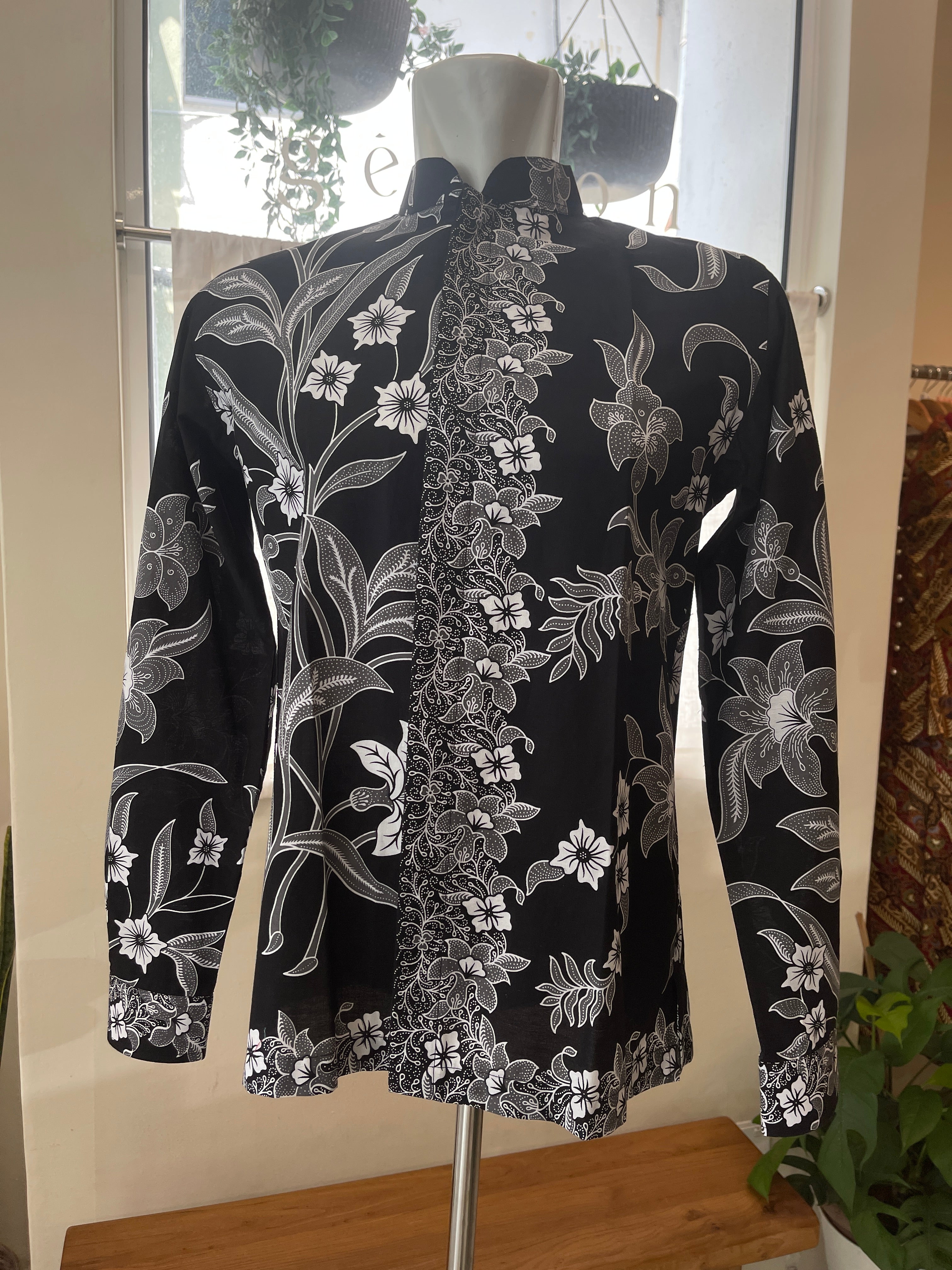 Men Long Black White