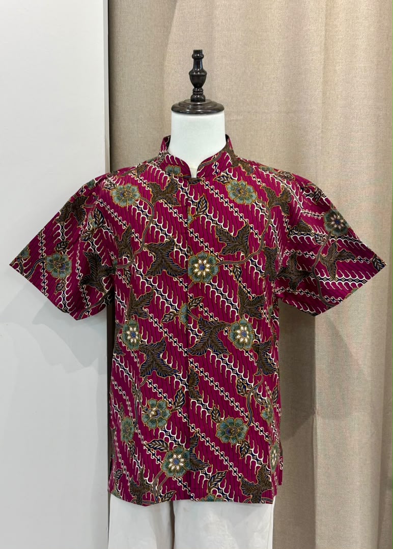 Men Short Magenta