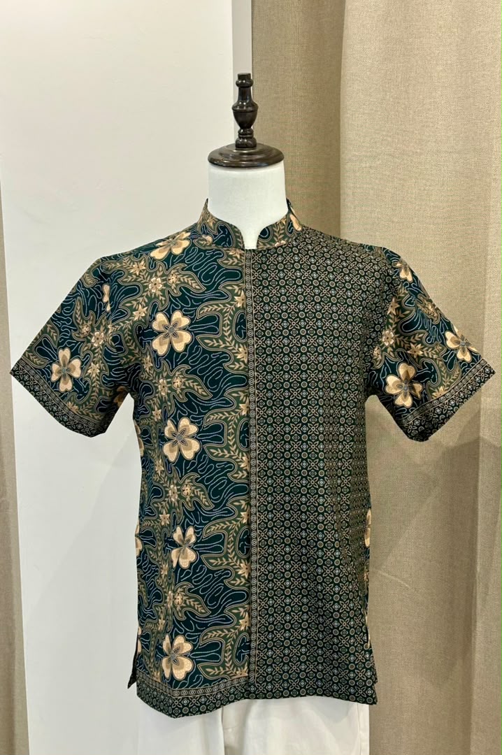 Men Short Dark Green