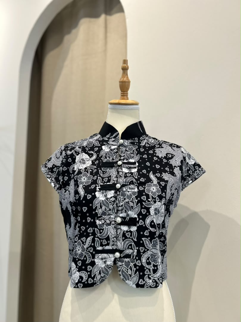 Bunga Black white
