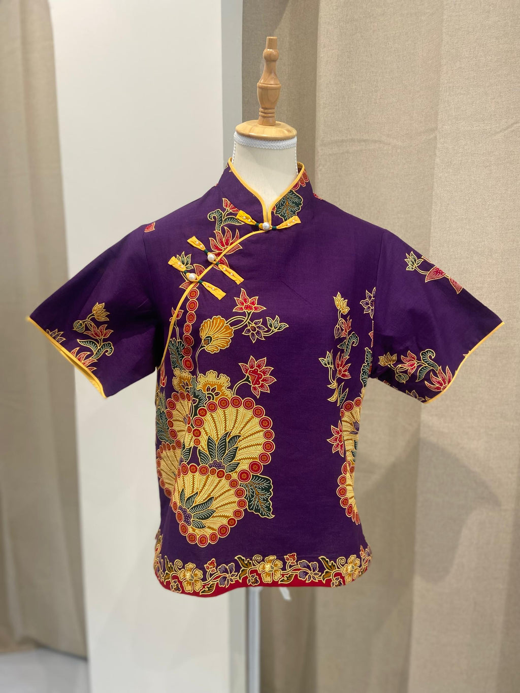 Moy Dark Purple
