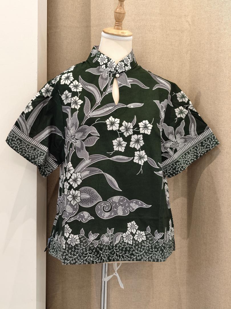 Rose Dark Green 2