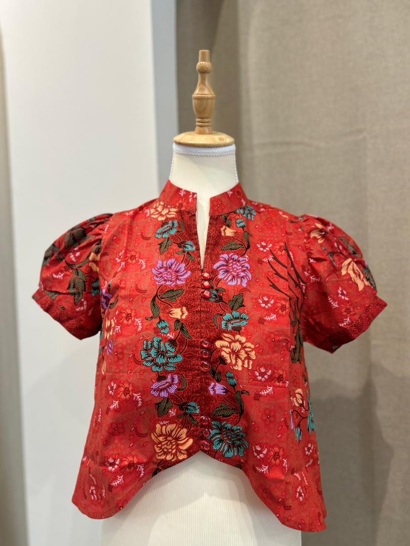Hana Red