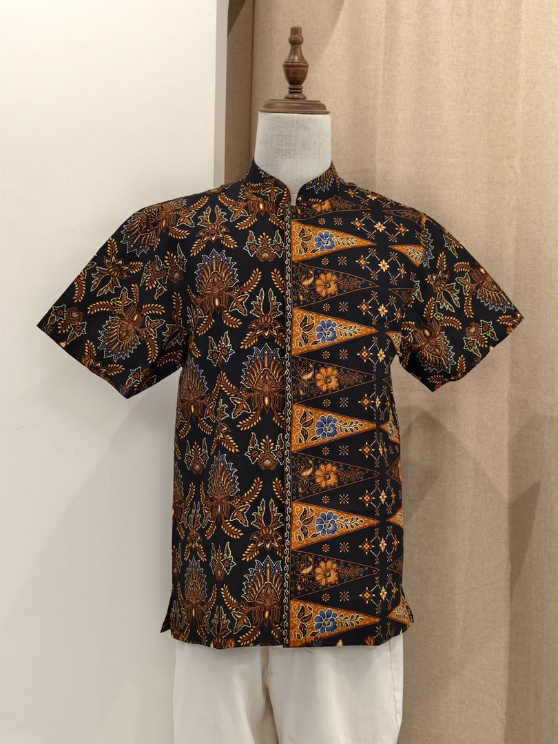 Men Short Black Blue