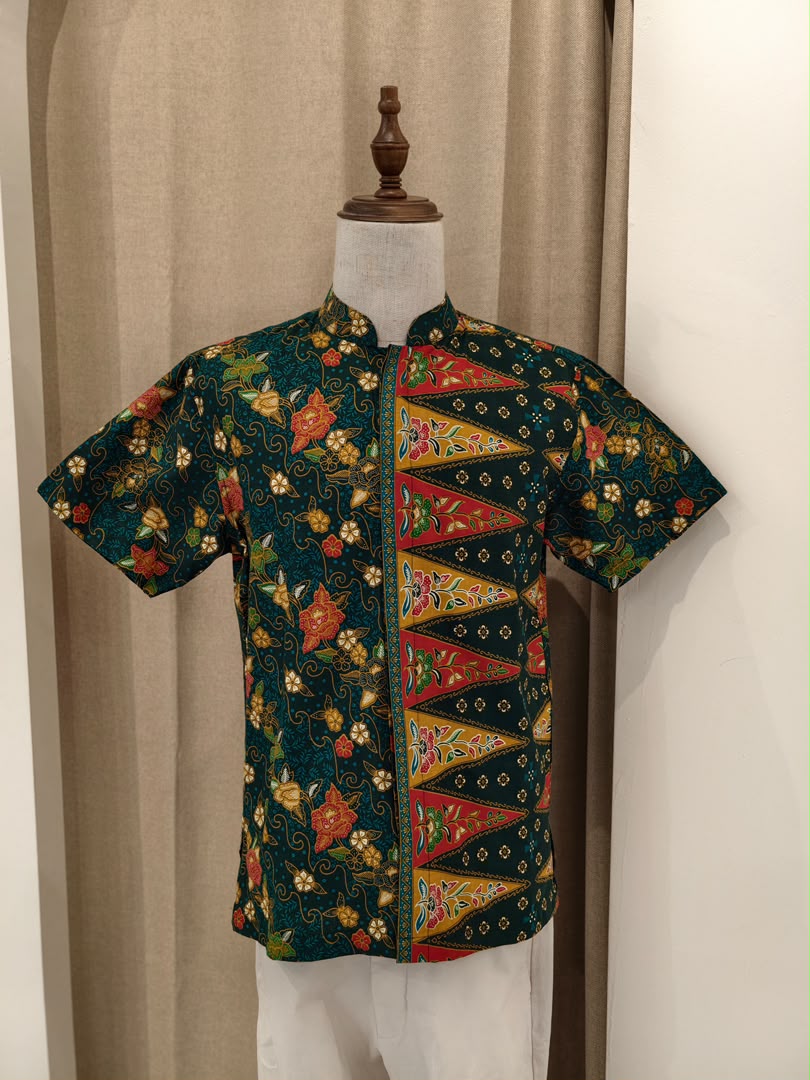 Men Short Green 3