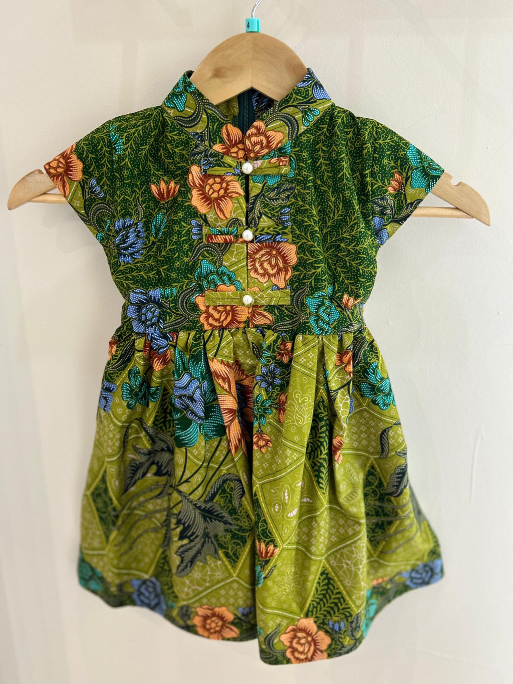 Girl Green