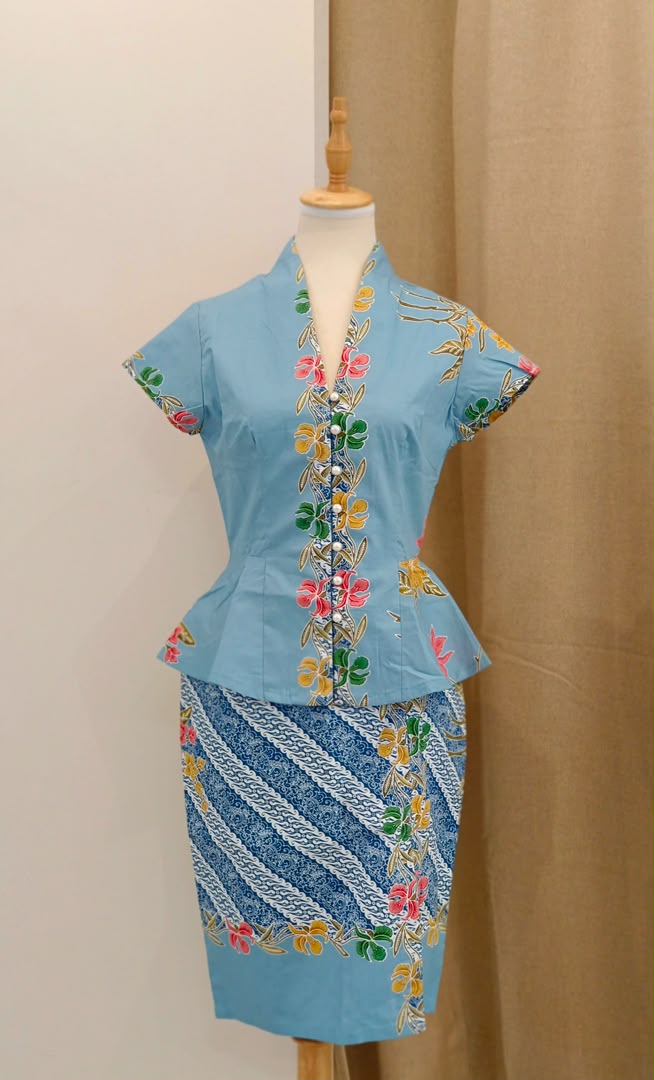 Ume Light Blue